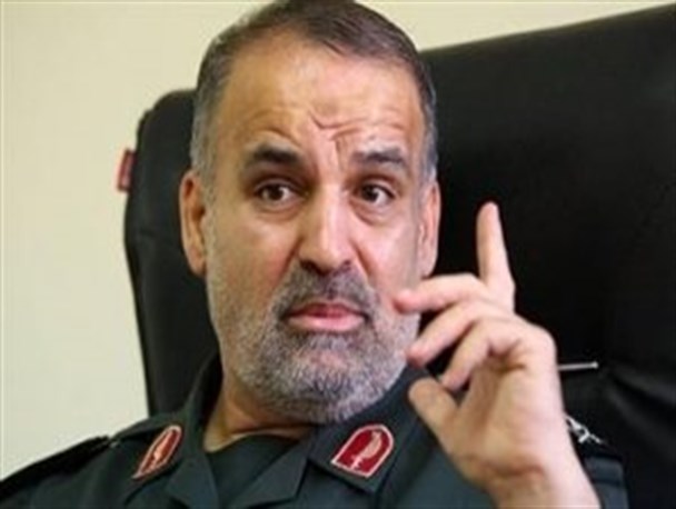 یازده میلیون بسیجی سازمان یافته در ایران خواب را از چشم دشمن ربوده اند/ جمهوری اسلامی ایران زبان تهدید را به رسمیت نمی شناسد