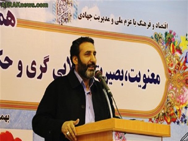 دشمن شکست انقلاب ما را در مذاکره می‌بیند/ ما از اصول انقلابی خود کوتاه نمی‌آییم