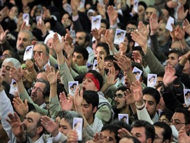 تخریب سنگرهای «ضد نفوذ»/ چرا نفوذ پذیران بسیج را به افراطی گری و تندروی متهم می کنند؟