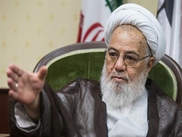 جریان های نفوذی برای مقابله با اندیشه انقلاب اسلامی فعالیت می کنند/ سرشبکه های نفوذ پیاده نظام جهان استکبار هستند