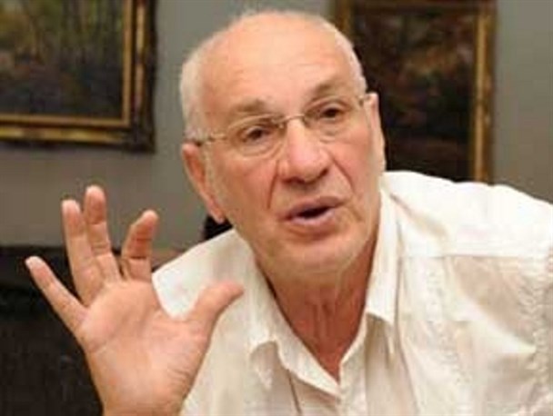 شأن جمهوری اسلامی را به اندازه عربستان پایین نیاورید/ گفتمان شیعه در جهان مهجور مانده