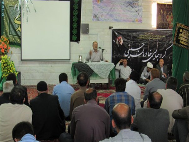 از هیئت امناء مساجد و حسینیه ها در اقلید تجلیل شد