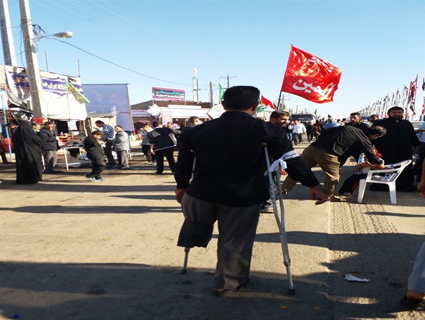عاشقان حسین در راه کربلا