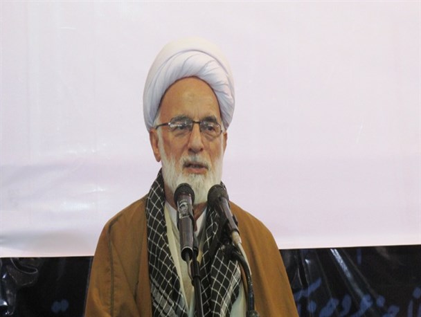بسیج بزرگترین جبهه مقاومت در برابر توطئه های دشمنان است