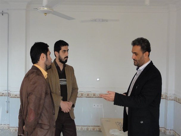 بازدید بخشدار کردکوی از خانه عالم روستای ایلوار یکدانگه+تصاویر