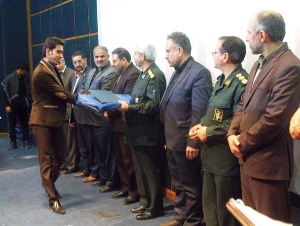 فعالان جهادی دانشگاه های لرستان تجلیل شدند+تصاویر