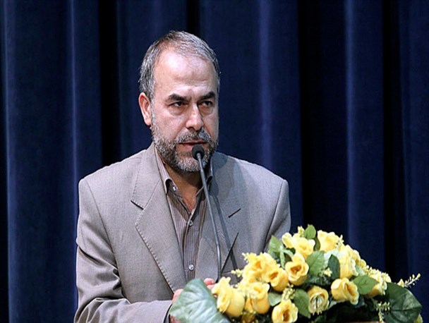 ملت ها با تشکیل بسیج از نفوذ استکبار در منطقه جلوگیری می کنند/صدای در هم شکستن استخوان های آمریکا به گوش می رسد/عده ای انقلابی فرسوده به دنبال مذاکره با آمریکا هستند
