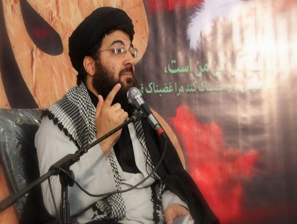 راه رسیدن به عزت، دیپلماسی لبخند نیست/دغدغه برخی ها از کنسرت بیشتر از تحقق به اقتصاد مقاومتی است