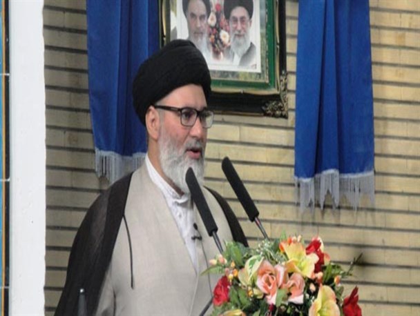مذاکره با امریکا سرمایه معنوی ما را گرفت/ روحیه و تفکر بسیجی راه حل عبور از مشکلات است