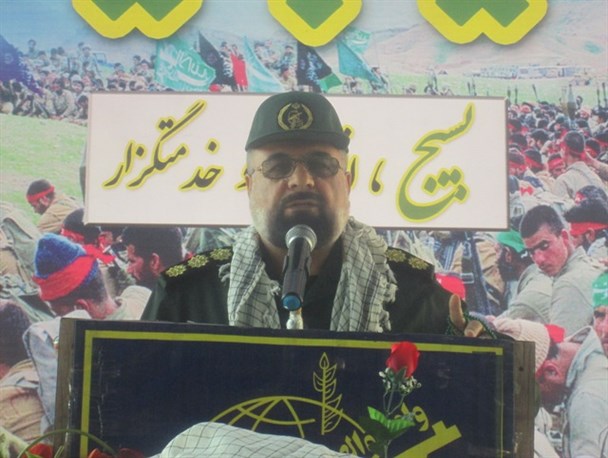 انقلاب اسلامی و بسیج جداشدنی نیستند