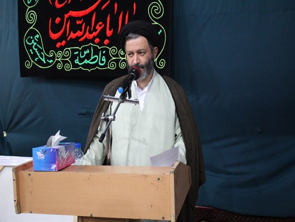 باید با بصیرت مراقب حرکات دشمنان بود/کدخداباوران در آینده نزدیک ذلیل خواهند شد