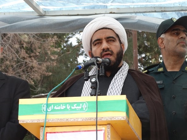 نماینده مجلس نباید برای سخنرانی در شهرستانی به حاشیه سازی بپردازد/تمدید 10ساله تحریم نقض برجام است