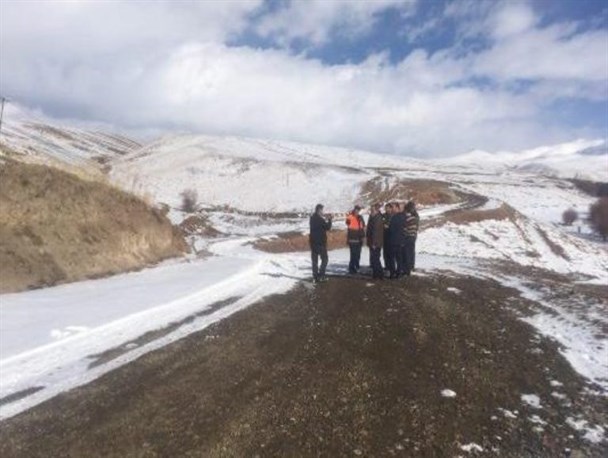 خدمت بی منت بسیج در مناطق محروم روستایی/ پروژه راهسازی برای دور افتاده ترین روستاهای میاندوآب اجرا شد+ تصاویر
