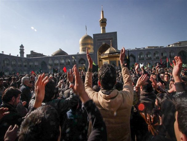 مشهد الرضا در شب شهادت امام عسکری(ع) یکپارچه عزادار شد