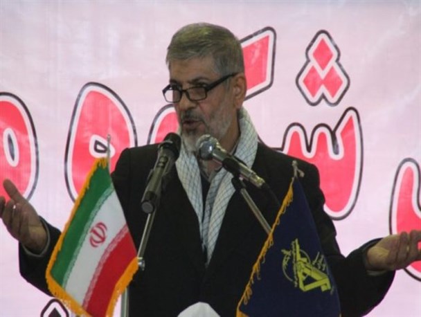 تلاش دشمن برای از بین بردن افکار و مغز جامعه هدف