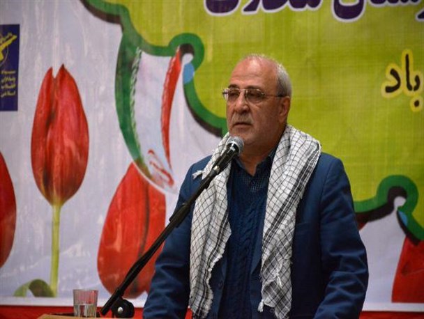 دوری از تفکر بسیجی زمینه‌ساز مشکلات امروز کشور است/ سرنخ مشکلات اقتصادی کشور در دست نفوذی‌ها