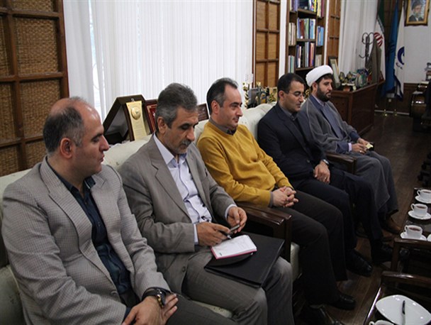 دیدارجمعی از مدیران دانشگاه آزاد رشت با مدیر کل و معاونین صدا و سیمای مرکز گیلان+تصاویر