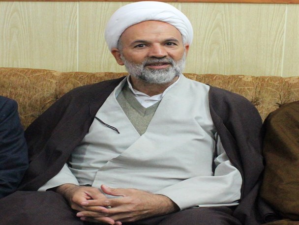 حجت الاسلام «قاسم روانبخش» ازحوزه انتخابیه تفت و میبد ثبت نام کرد
