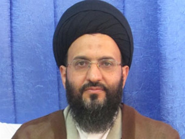 اصولگرایان به جای احساس تکلیف، احساس وحدت کنند / کسانی که با دشمن ارتباط دارند در واقع دشمن انقلاب هستند