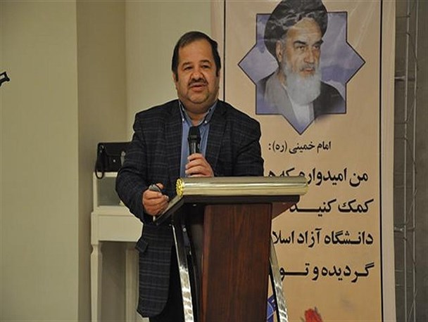 اساتید و دانشجویان با شجاعت حرف خود را بزنند و مطالبه‌گر باشند