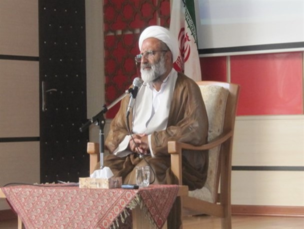 حماسه 9 دی نقطه عطفی در تاریخ انقلاب اسلامی است