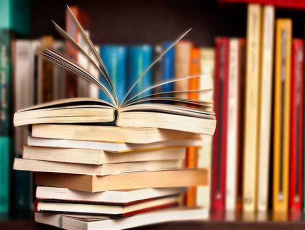 فروش کتب کمک درسی، تنها راه درآمد کتابفروشی ها/ مسئولان برای رشد فرهنگی تلاشی نمی کنند