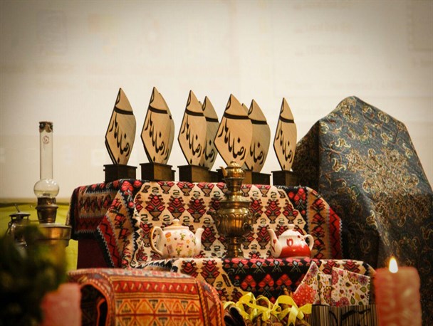 گزارش تصویری از برگزاری مراسم شب یلدا و آئین نکوداشت رضا بهارلی