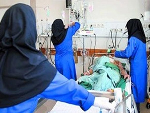 عقب افتادن 9 ماه کارانه کادر درمان یزد/ در پرداخت کارانه تفاوتی بین پزشک و سایر کادر درمانی قائل نمی شویم