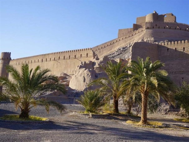 از سردی زمین تا گرمی محبت مردم ایران در بم