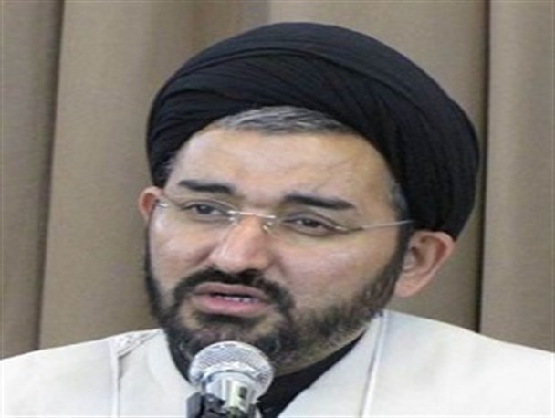جاری ساختن سبک زندگی اسلامی باید از مسئولان شروع شود