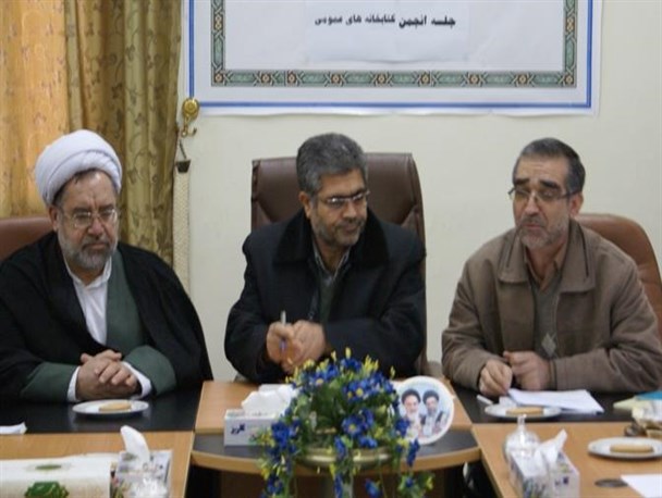 کودکان مانه وسملقانی پپیشتاز در کتاب خوانی