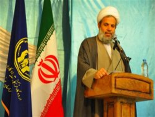 دشمن با اهانت به مقدسات نمی تواند به اهداف زشت و پلید خود در منطقه برسد