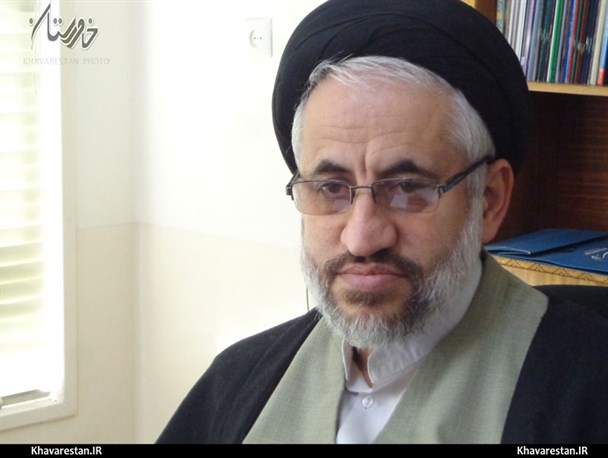 اعتقاد به فضای باز و نقد سازنده دارم/ بنده در حال حاضر مشغول تحصیل نیستم/ طرح سئوال از وزیر نیرو آماده است
