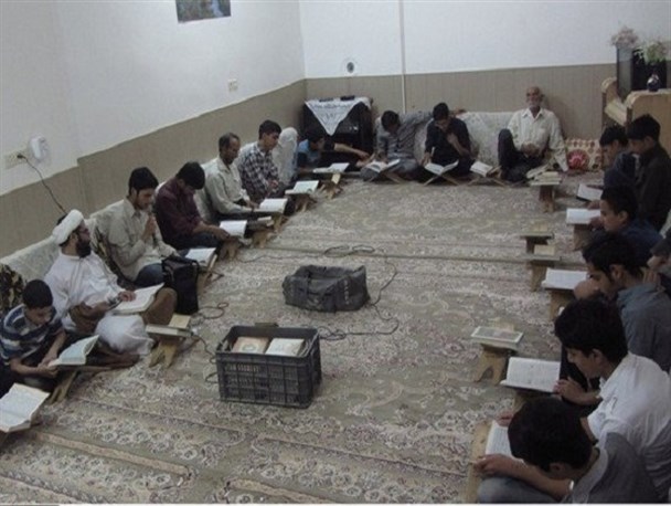 بررسی معضلات فرهنگی موجود در دهستان هزار مسجد