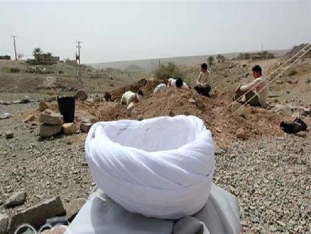 خط مقدم خدمت جهادی؛ از حل و فصل مشکلات کُنارتخته فارس تا پذیرش مردمی امام جمعه هرند!