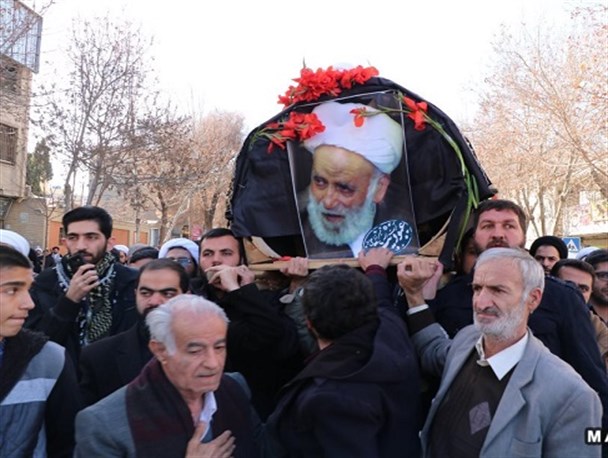 آیت الله عبودیت تکیه گاه نیروهای انقلابی اصفهان بود