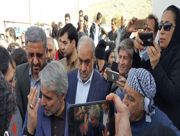 اکنون روستاهای زلزله زده استان کرمانشاه مملو از کانکس است