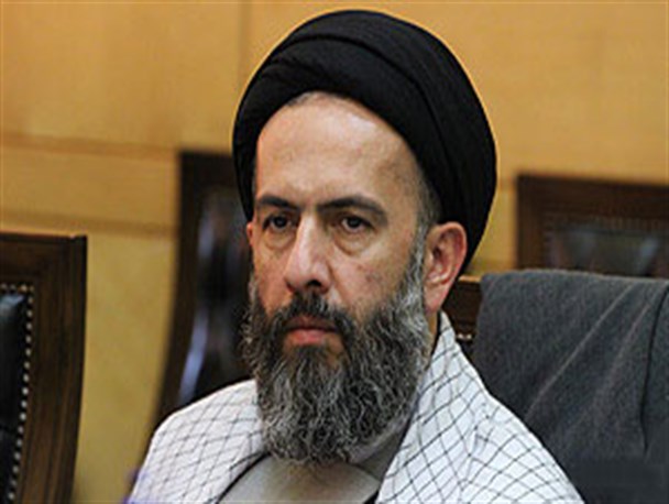 توهین روزنامه اعتماد به اعتقادات مذهبی مردم باید رسیدگی شود/هیات نظارت سریعا ورود کند