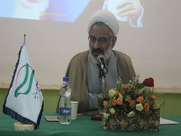 دشمن دنبال تغییر گفتمان مقاومت با گفتمان سازش پذیری است/ مجلسی می خواهیم در تراز انقلاب که آمریکایی ها را ناامید و عصبانی کند