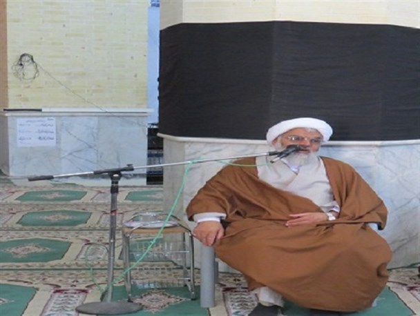 افرادی که وارد لیست حمایت بیگانگان شده اند اگر اعلام موضع نکنند بعدا به کار دشمن می آیند