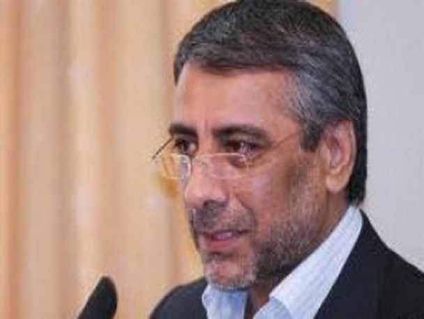 وهاب فرهمند به نفع ائتلاف اصولگرایان از رقابت انتخاباتی انصراف داد