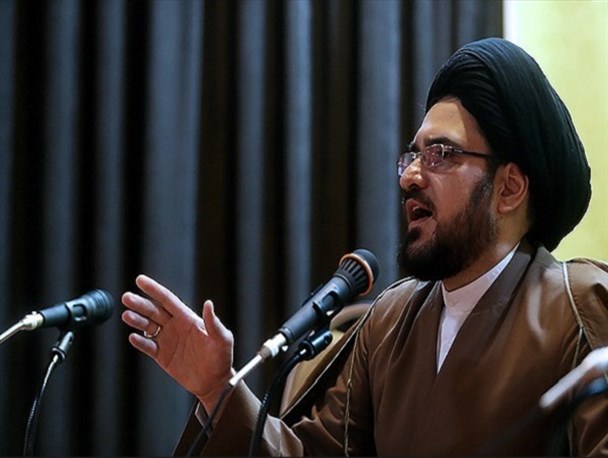 فتنه و جنگ نرم تغییر باورهاست/برخی با نام امام(ره)، راه و کلامش را تحریف کردند