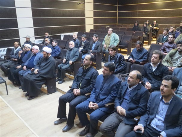 نشست هم اندیشی کانونهای فرهنگی هنری مساجد شهرستان سنقر برگزار شد/ برنامه های فرهنگی مساجد باید متناسب با وضعیت موجود باشد
