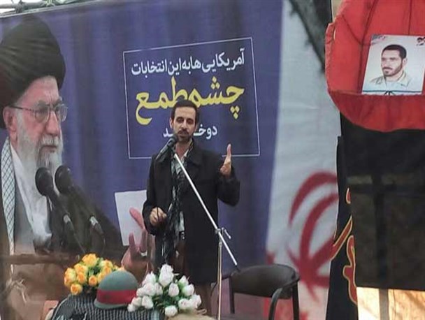 دشمن از طریق شبکه های غیر اخلاقی اعتقادات و ارزش های پاک جوانان را نشانه گرفته است