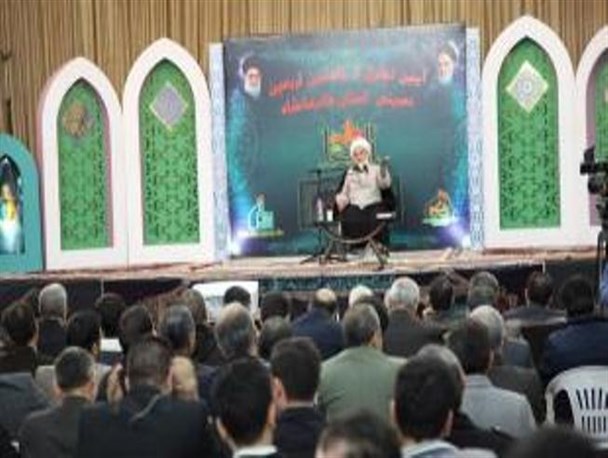 پیاده روی اربعین حسینی یک حرکت عظیم در جهان است