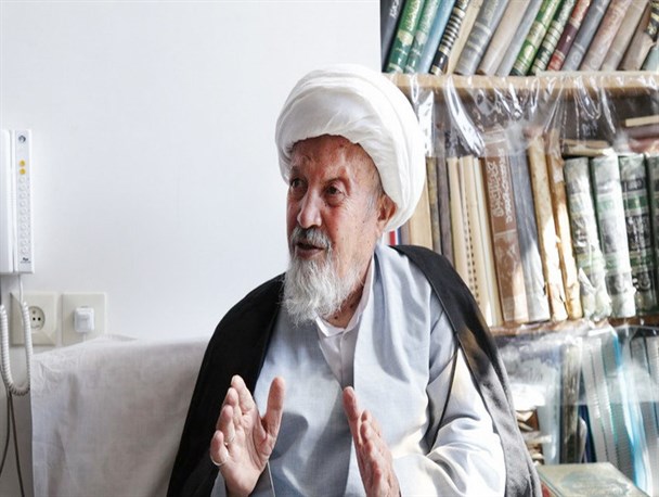 آیت‌الله مؤمن یکی از اعضای مؤثر شورای نگهبان بود/ ساده زیستی ایشان علی‌رغم حضور در پست‌های مهم حکومتی