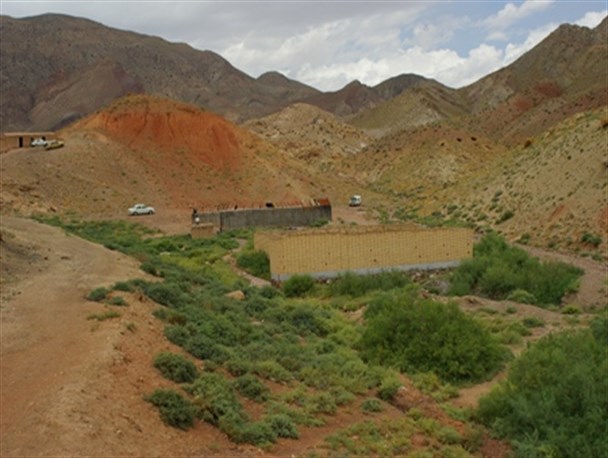 چشمه آب گرم سمنان، مکانی مناسب برای درمان امراض پوستی و رماتیسمی