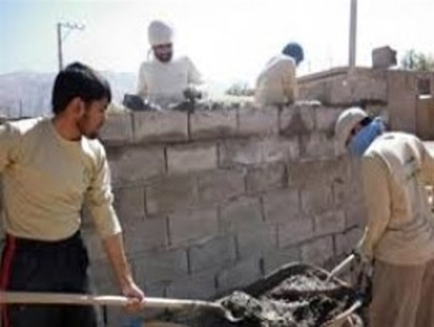 بیش از یک هزار بسیجی در اردوهای جهادی مشارکت دارند