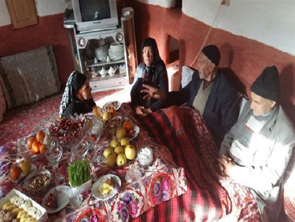 هفت سین های دیدنی در تویسرکان/از سفره های فانتری گرفته تا صفای هفت سین روستایی