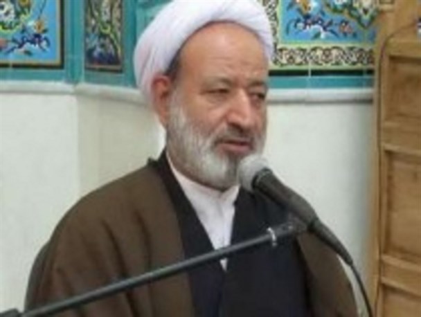 مسئولان با پرهیز از شعار، اقتصاد مقاومتی را عملی کنند